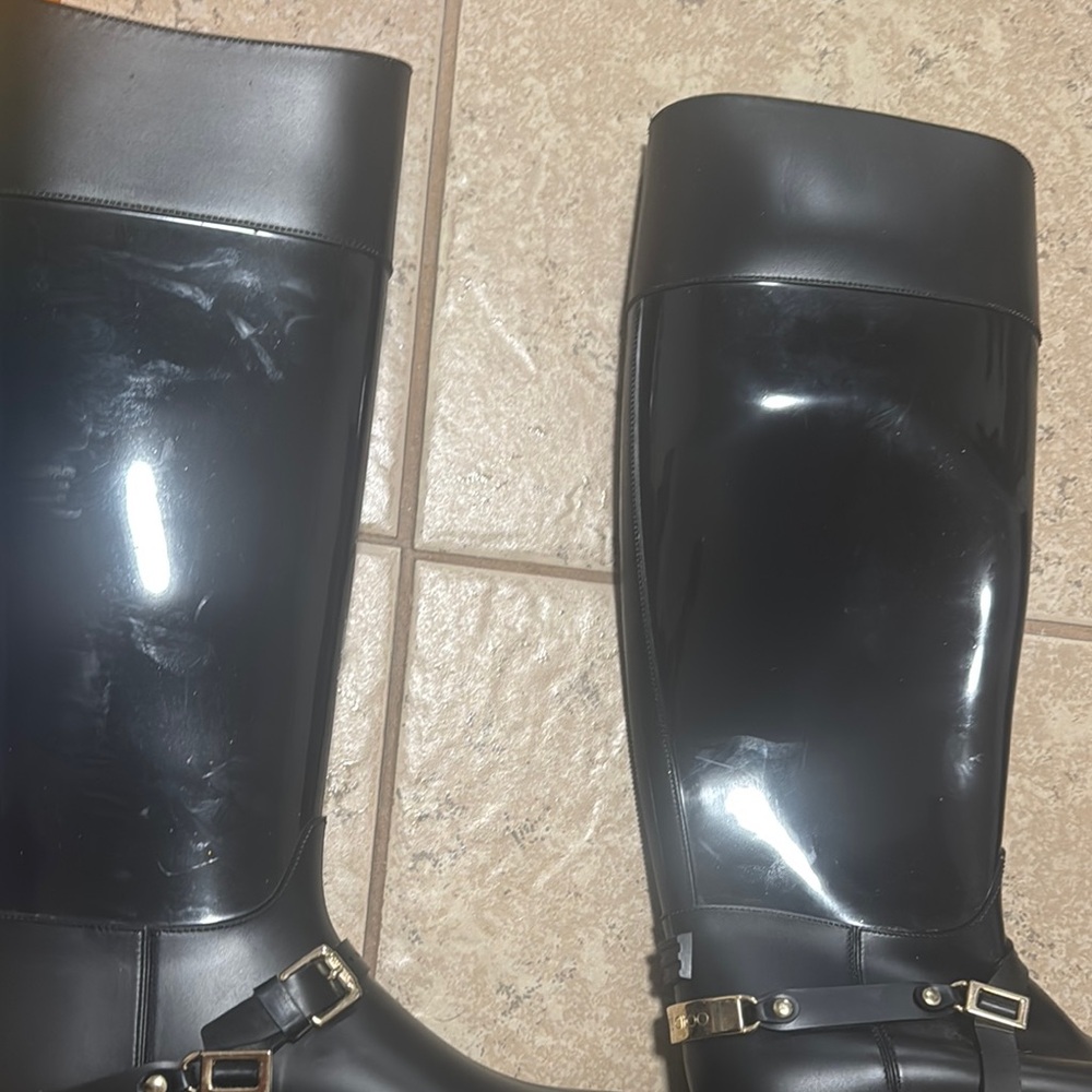 Stylish Black Riding Boots